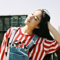 做个明媚的女子，你是阳光 有时候，最适合你的人