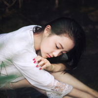 挚 世界太暗，人心太黑，