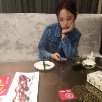 我觉得都很漂亮啊 我做事用不着所有人都