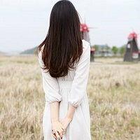 —安之若素? 背影° 只要看到对方的微笑就