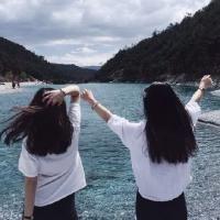 笑拥孤独& 我们都在寻找着追逐着