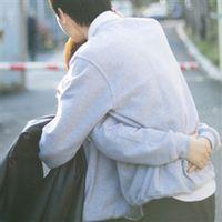 下了一场雨我却在梦中 能与初恋情人挥一挥衣