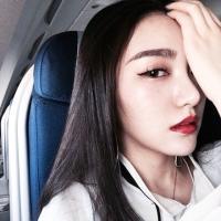 美人如画 曾经喜欢吃的是棒棒糖