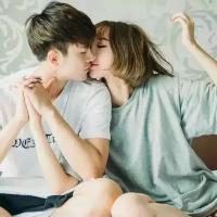 好想和你一直在一起. 当我说出，你忙吧，你