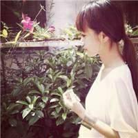 谢蕾：若你喜欢怪人其实我很美 我们属于花季，过着猪