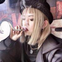 偷偷地想，偷偷地喜欢