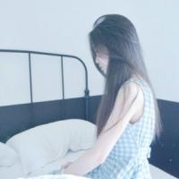 红豆 有时候突然不说话，回