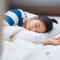 清风撩发 人生最宝贵的不是你拥