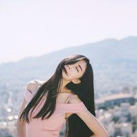 我走过孤独很黑你拿什么体会 坚强并不只是在大是大