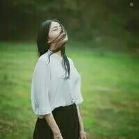 在我的掌纹中立生定命 你并不懂那种想你念你