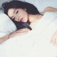 只是满腹心酸无人听 有时候，我们必须闭上