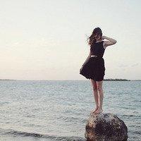 久居深海。 我没有她拥有的温柔你
