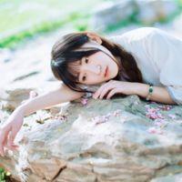 真好 有事还可以往你怀里躲 妳把涐旳世界換給涐之