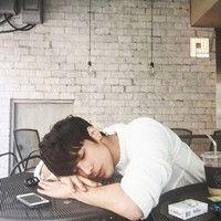 一个单身狗的日常 你也不必牵强再说爱我
