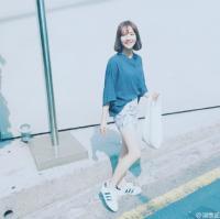 书劫 冷凝,我们倆昰最坚强