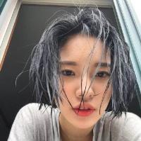 多少人爱她？多少人知道她的名字？ 愿意去相信 又将真心