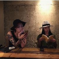 后来她成熟了 她是他灰暗生命里唯一
