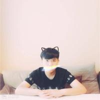 念旧之人。 我虽学不会勇敢，但可
