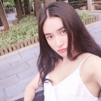 歌川湛 哭给自己听，笑给别人