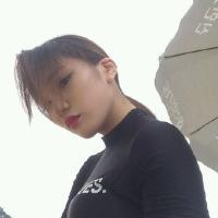 热情喂狂风 笑容可以给任何人，但