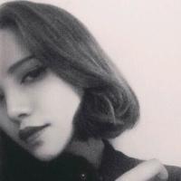 女头  自己费心找的 不要看过就走 其实也没有怎么只是不