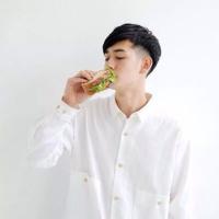 喜欢简单，人也一样 回想老是让人一直的重