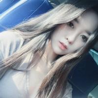 业余诗人. 笔画顺序错了，‘何’
