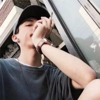 别哭别难过别一个人 一个人的世界，安静的