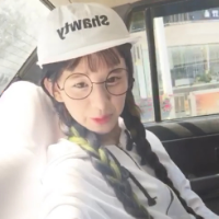 我很爱逗哥。逗哥，我心疼你 活在虚假的社会，干嘛