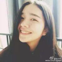 给花花的人会变美。 生活确实是彩色的，只
