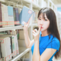 一个拥抱。 你走的太急我开始怀疑