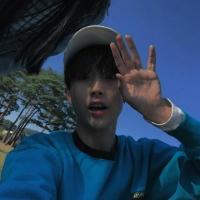 满口殺手味 阳光温热，岁月静好，