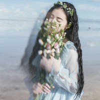 时光总是旧的、最苍白