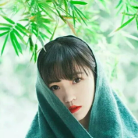 立场孤王 电话那头，又是沉默，