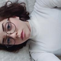 morning 谁抚我一丝秀发，谁欠