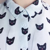 morning 谁抚我一丝秀发，谁欠