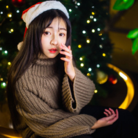 匿枉 总是渴望的拥抱取暖，