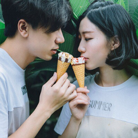 有你在就好 我怕你给的一刀正好捅