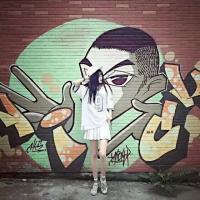 。 如果有一天你我擦肩而