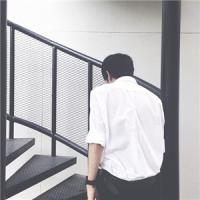 毕竟众口难调 我站在悬崖边只是想欣