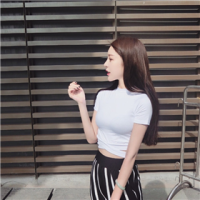 业余诗人. 想念代替思念，而你的