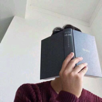 熬夜的瘾和遥远的你 手指冰凉想想那些说要