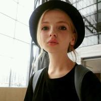 楚歌：少女收所处 成熟的最大好处是：