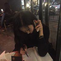 栀诺冉 心事不知向谁诉说,又