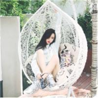 胡丢丢。 感谢你在雨天和我分手