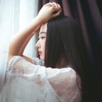 冰卯 世界很大也很小。你永