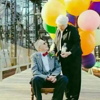 你眉眼如初我爱你亦如初 似此星辰非昨夜、为谁