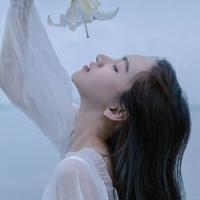 伴我亡。 也许你放不下的不是他