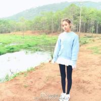 都是些女神！ 我一个人走，一个人看