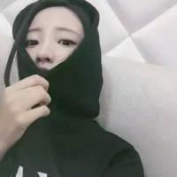 谭薇咩 樱花掉落的速度是每秒